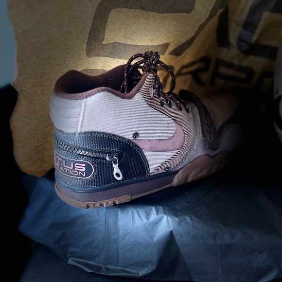 Men’s cactus jack Nike with box. - Picture 2 of 10